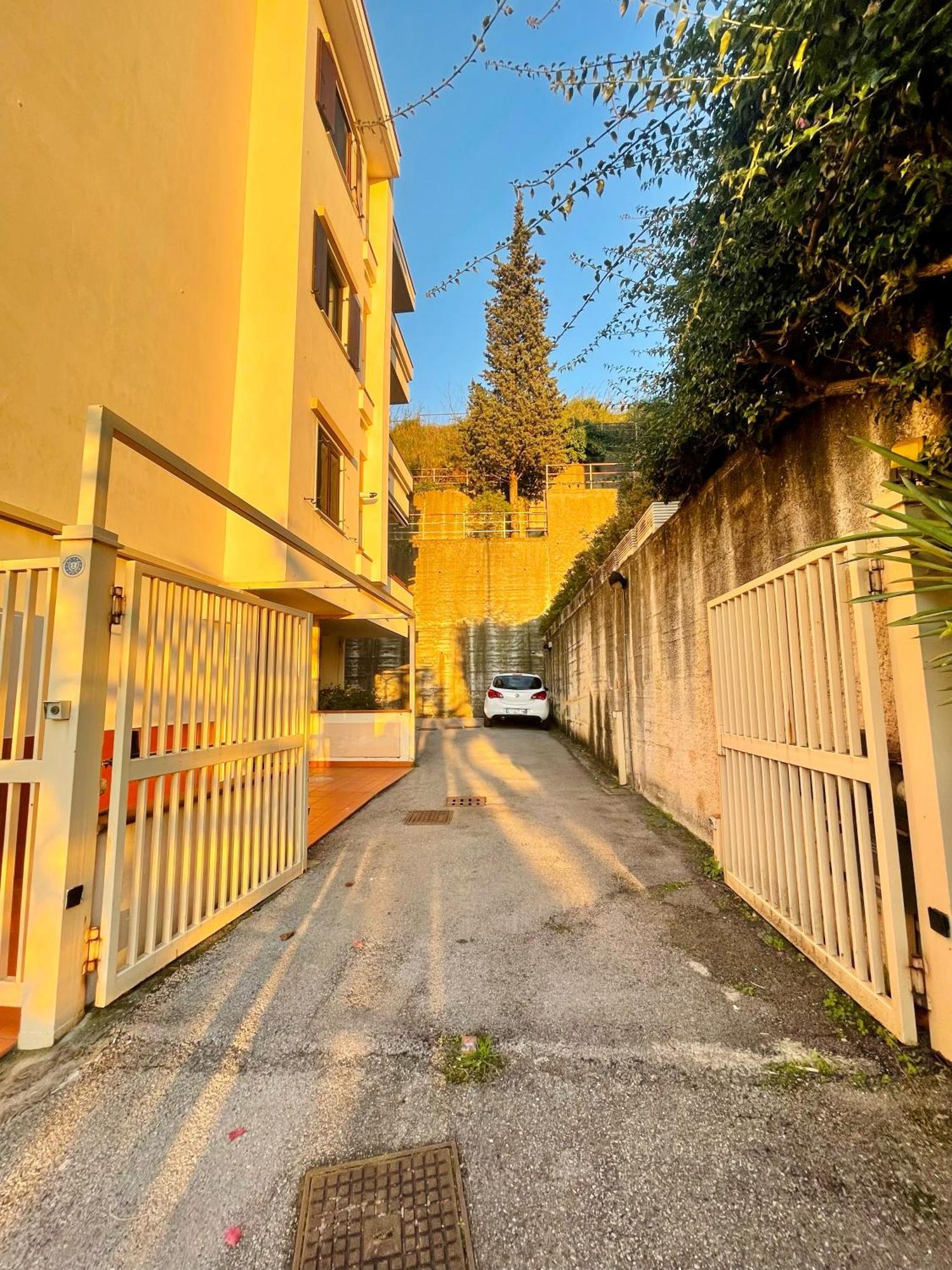 Donna Filomena Casa Vacanza Park Bougainville Salerno Eksteriør billede