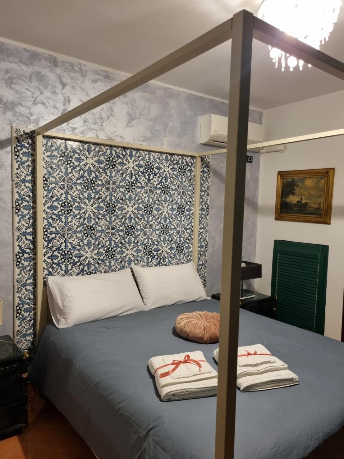 Donna Filomena Casa Vacanza Park Bougainville Salerno Eksteriør billede